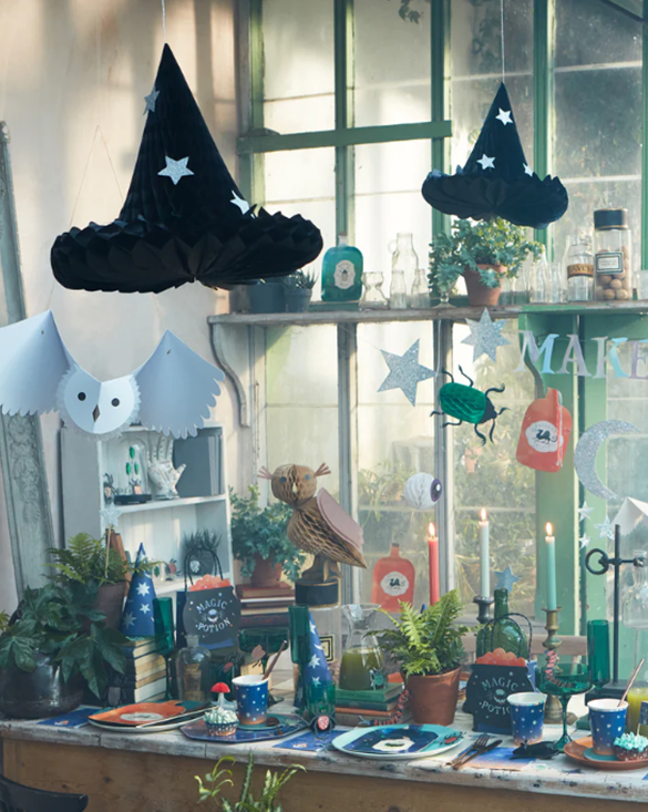 Hanging Honeycomb Witch Hat Decortaions (3pcs)